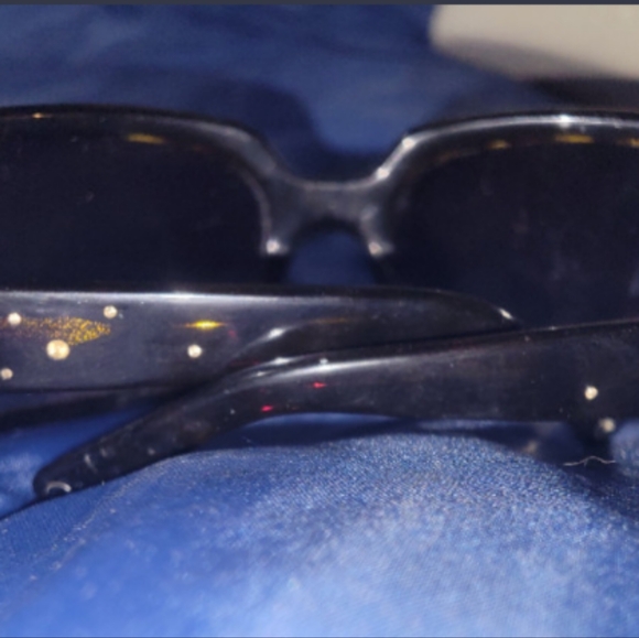 Coach Sunglasses - Picture 5 of 6